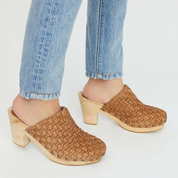 Free People Shoes - free people adelaide tan clog size 37
